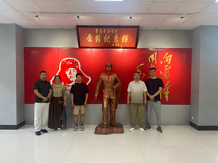 苏州红蚂蚁集团回访设计与美术学院开展交流活动
